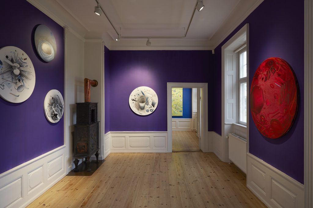 Installation view 'The Purple room'
